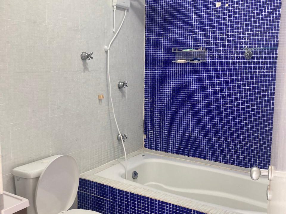 1311c7c8-3f8f-4ffe-b011-d0f9b41a81b7