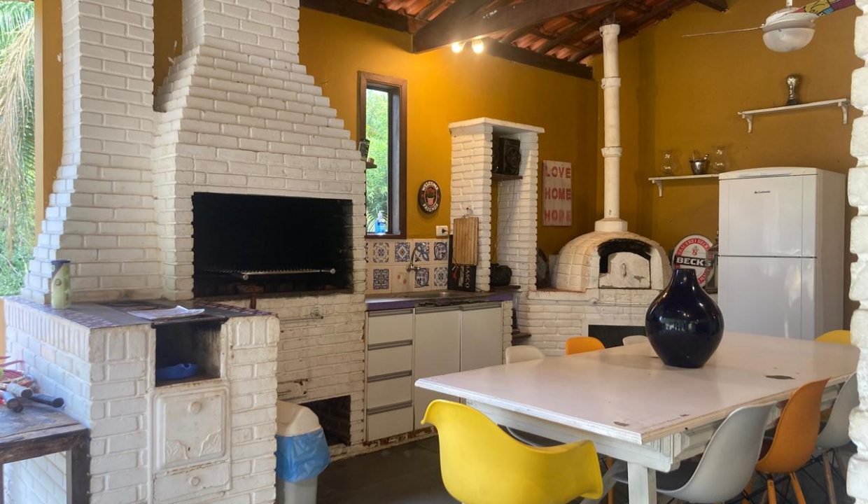 43c2a4b9-c994-4e84-bef3-8efbc7a57318