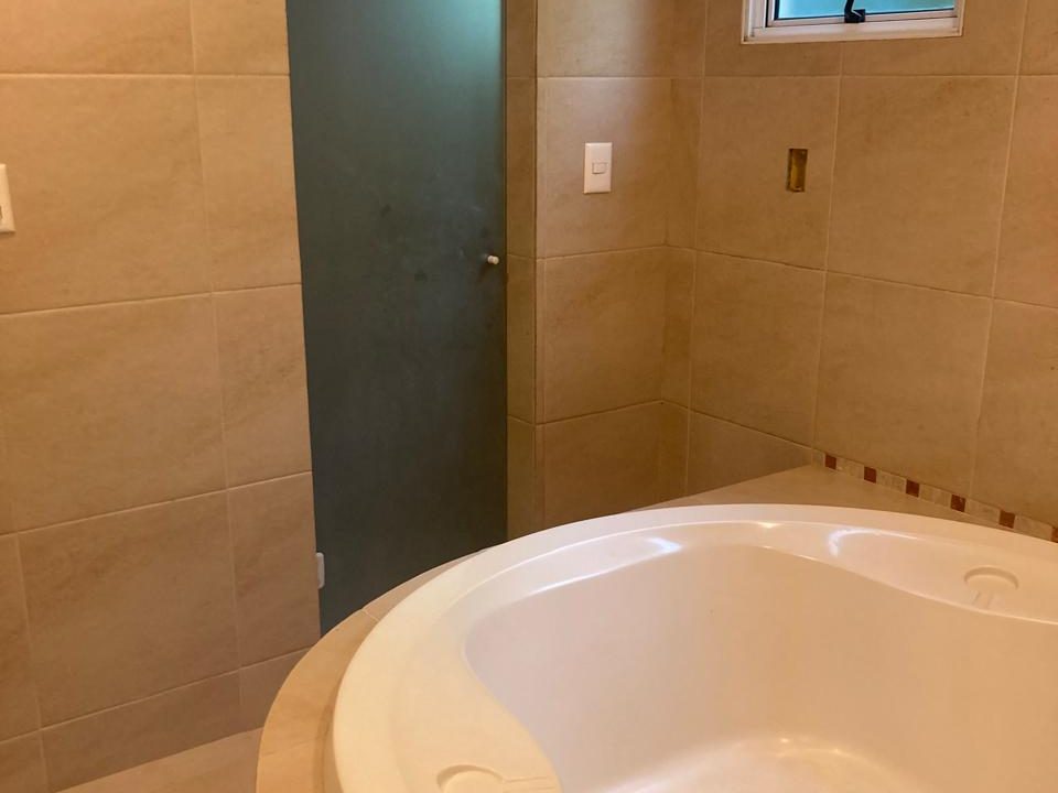 88e8b0e2-2de3-4666-9cde-9e54303d9644