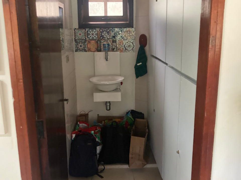 f8906d0e-a653-474a-a05d-b71bd342e794